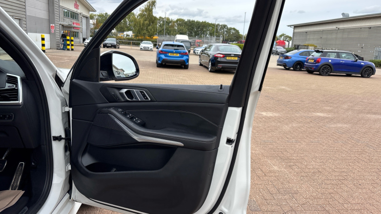 BMW X5 xDrive30d MHT M Sport 5dr Auto Diesel Estate